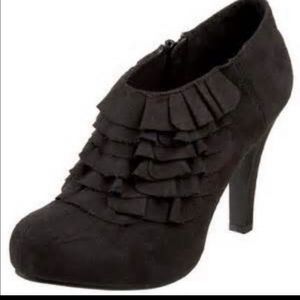 Madden girl Raleigh bootie black